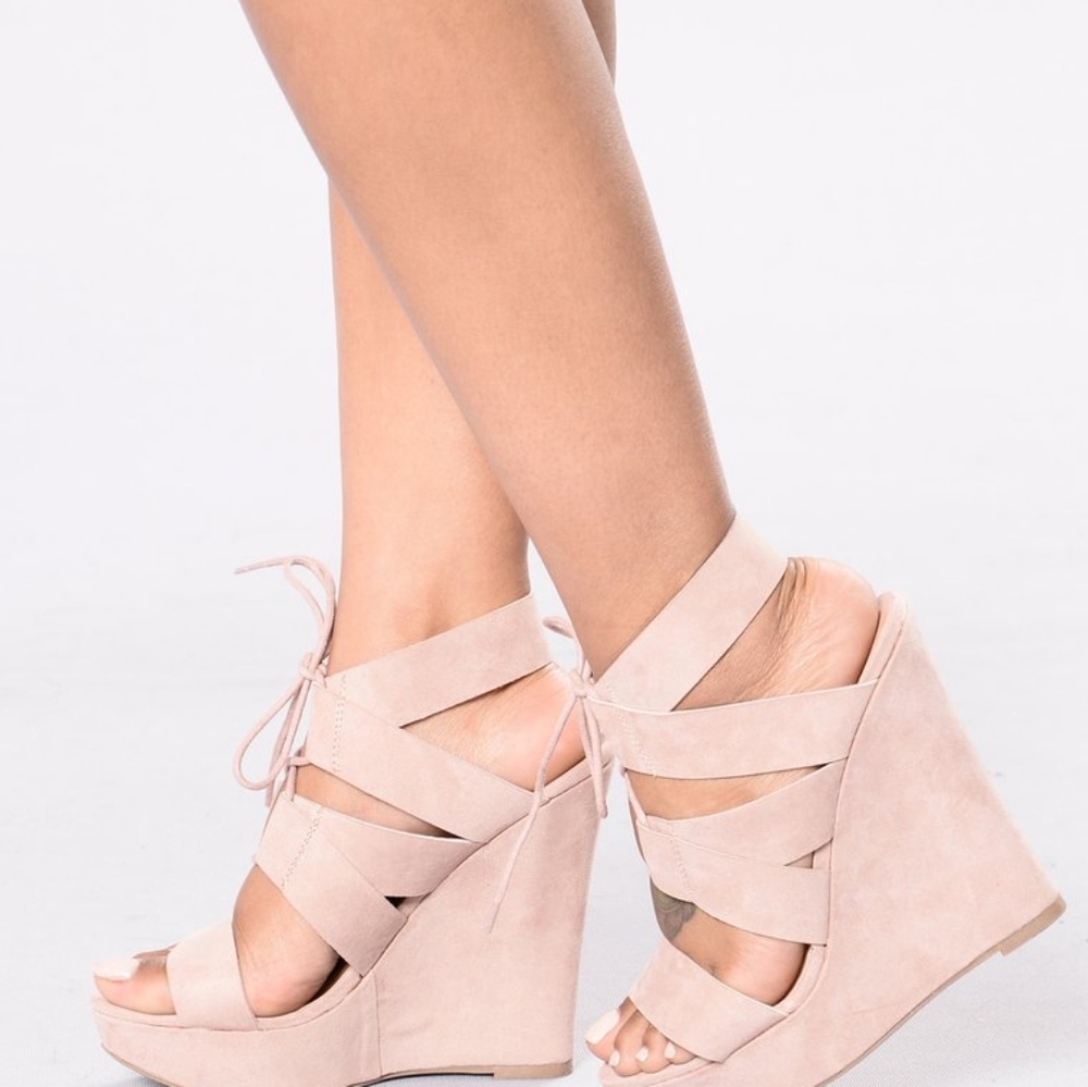 Wild Diva wedges from Fashion Nova sz 6